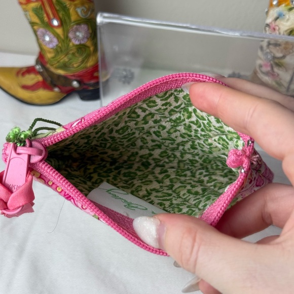 NWT Vera Bradley Petal Pink Coin Purse With Card Holder EUC Retired Pattern - Picture 5 of 8